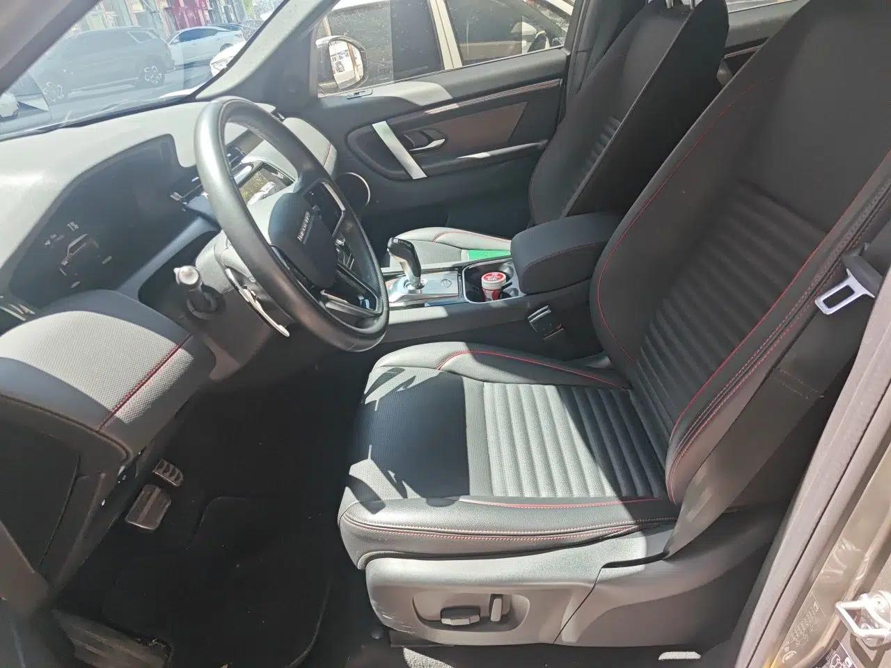 Land Rover Discovery Sport New Energy 2023 1.5T P300e Plug-in Hybrid Electric Version — миниатюра 15