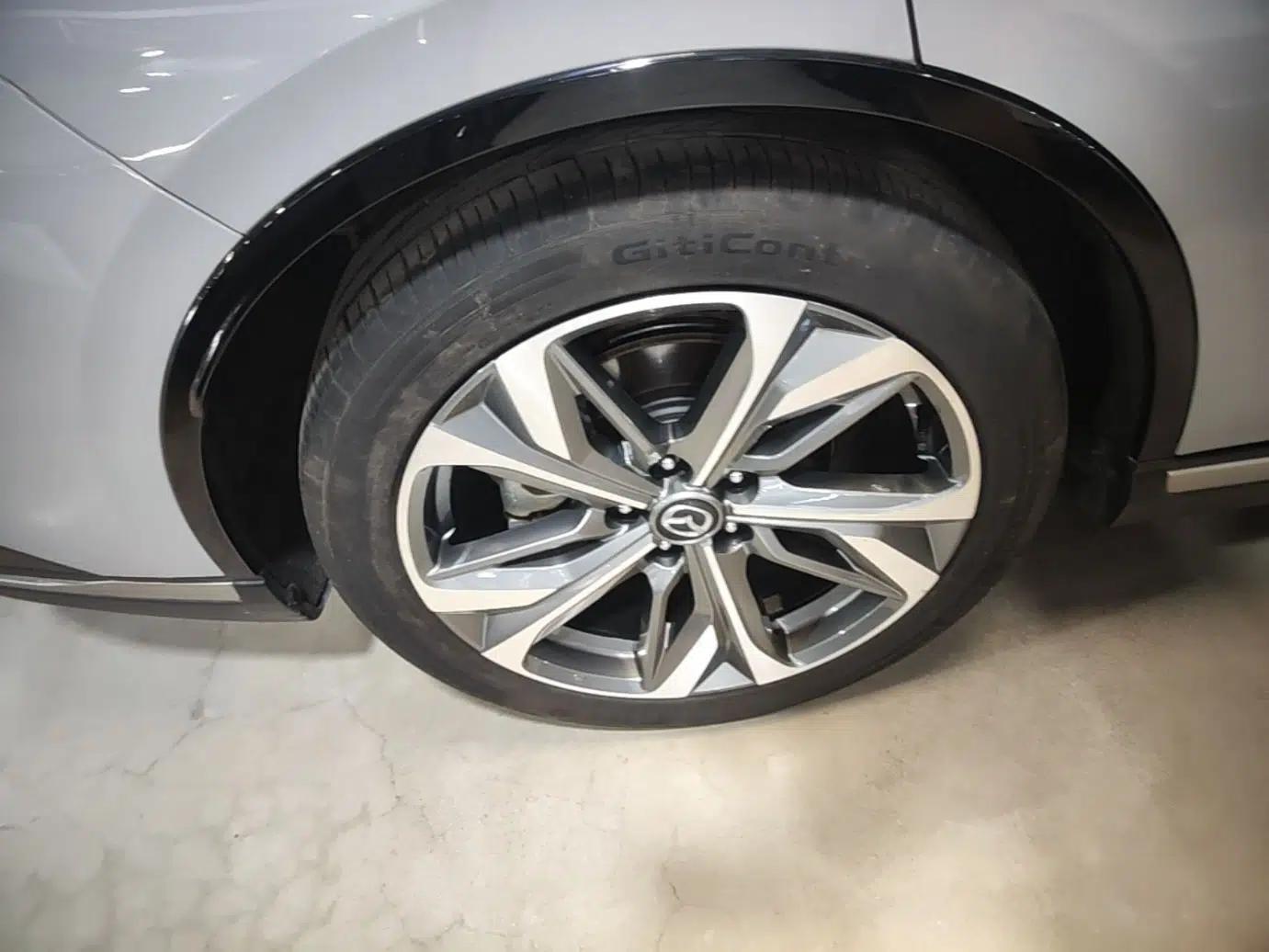 Mazda EZ-6 2024 Range-Extended 200 Zhiya Edition — миниатюра 11
