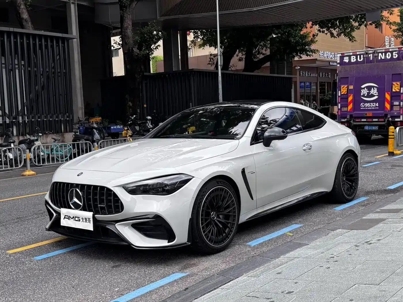 2025 Mercedes-Benz CLE AMG 53 4MATIC+ Coupe — миниатюра 1