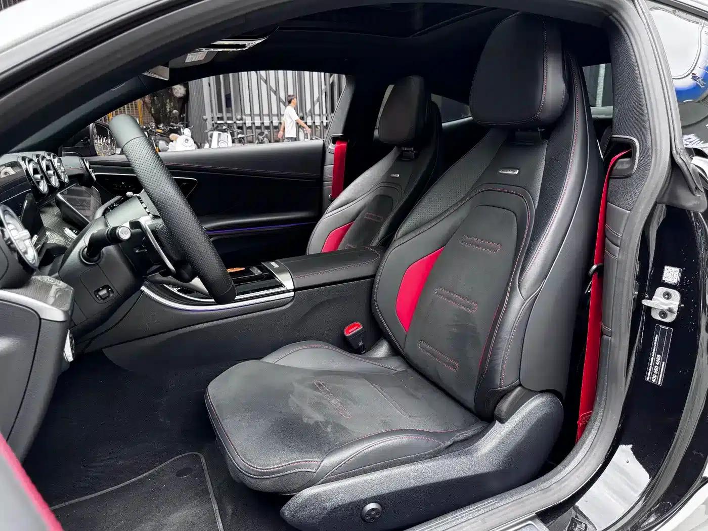 2025 Mercedes-Benz CLE AMG 53 4MATIC+ Coupe — миниатюра 7