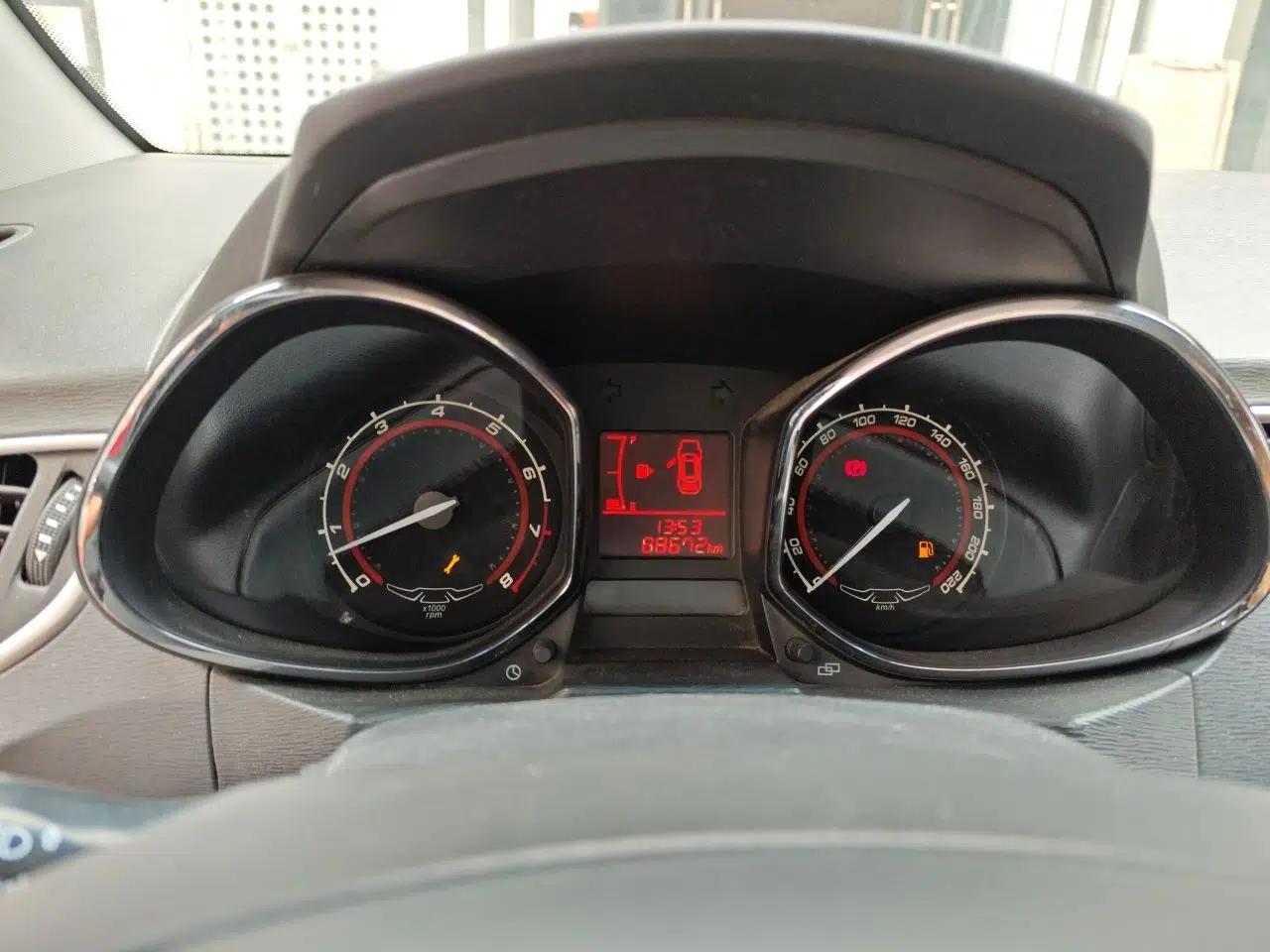 Chery Arrizo 3 2015 1.5L Manual - Powerful Version — миниатюра 11