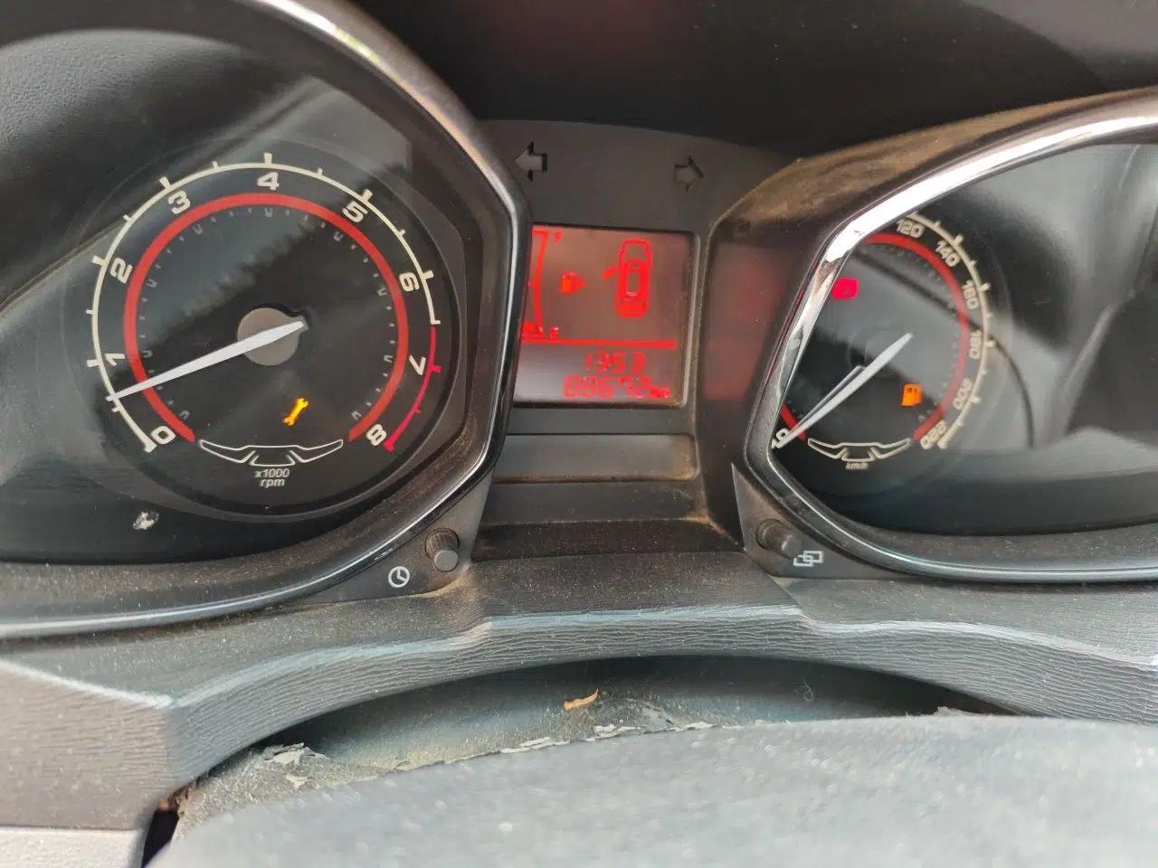 Chery Arrizo 3 2015 1.5L Manual - Powerful Version — миниатюра 12