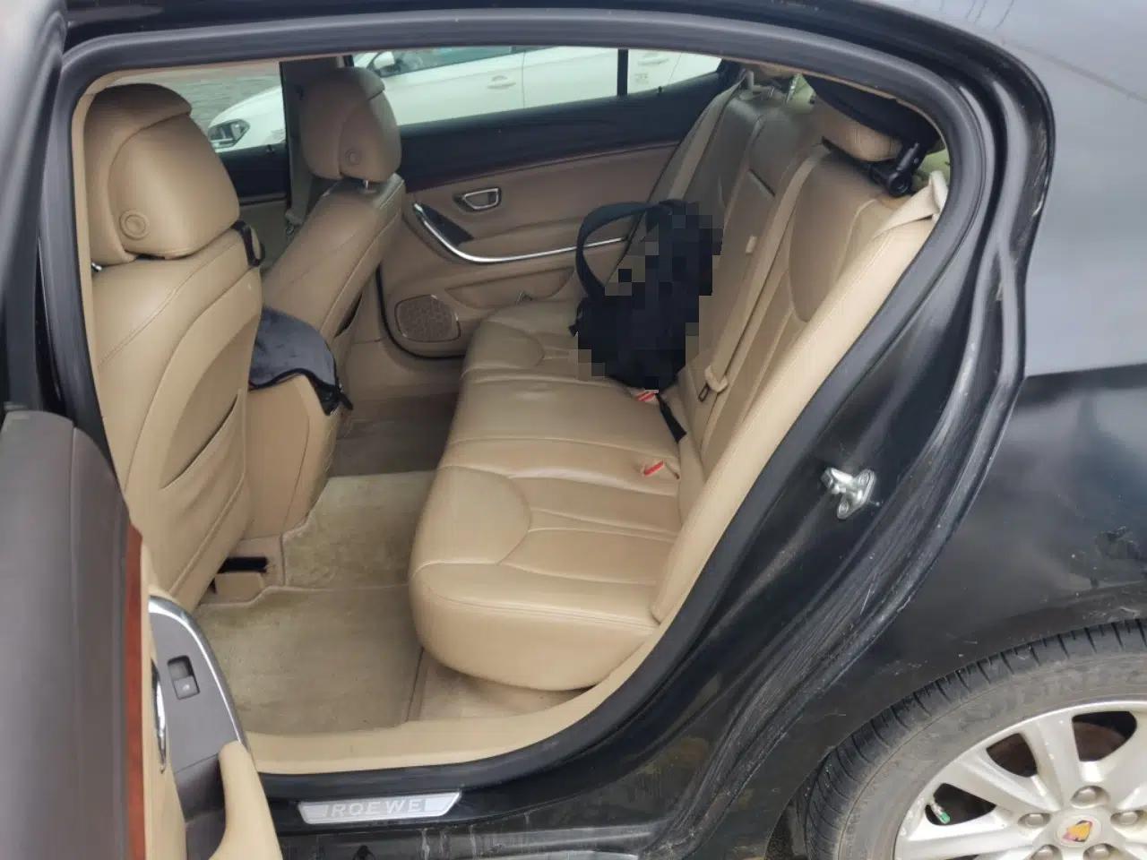 Roewe 950 2012 2.4L Luxury Edition — миниатюра 17