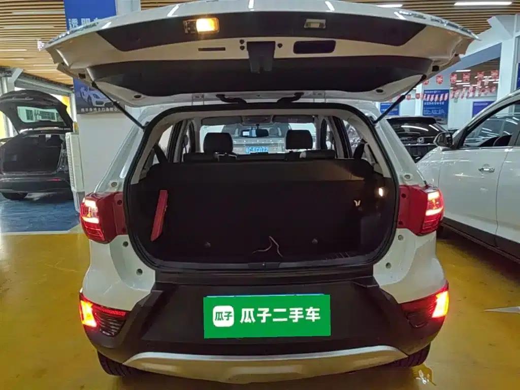 2015 Senova X25 1.5L Manual Comfort Model — миниатюра 19