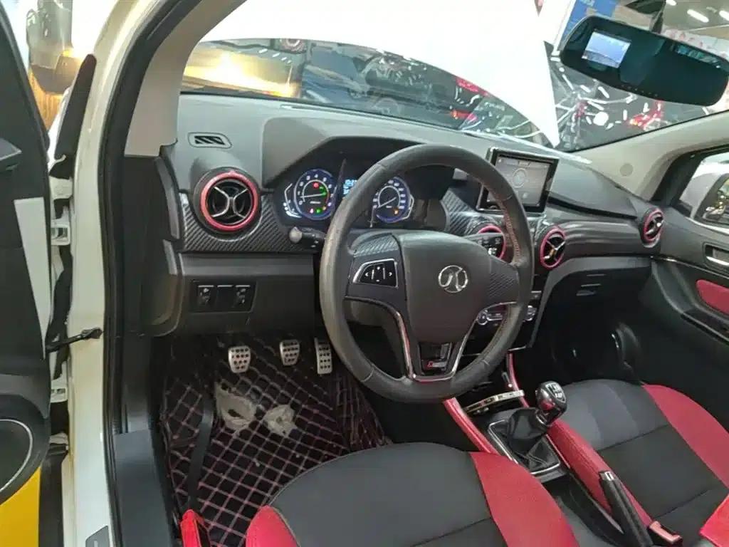 2015 Senova X25 1.5L Manual Comfort Model — миниатюра 10