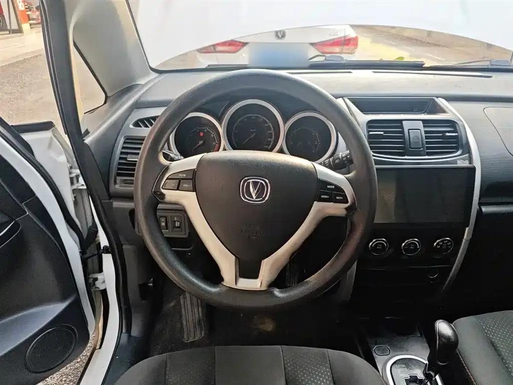 Changan CX20 2014 1.4L IMT Sunroof Navigation Edition (National V Emission Standard) — миниатюра 3