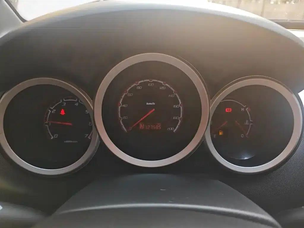 Changan CX20 2014 1.4L IMT Sunroof Navigation Edition (National V Emission Standard) — миниатюра 4