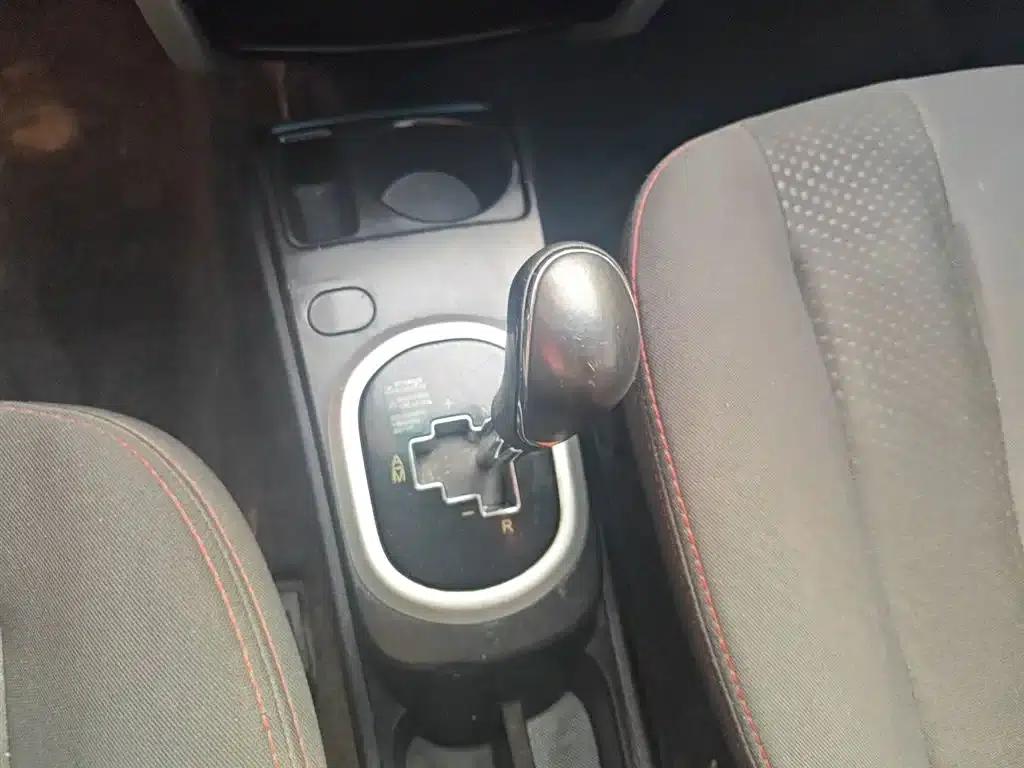 Changan CX20 2014 1.4L IMT Sunroof Navigation Edition (National V Emission Standard) — миниатюра 6