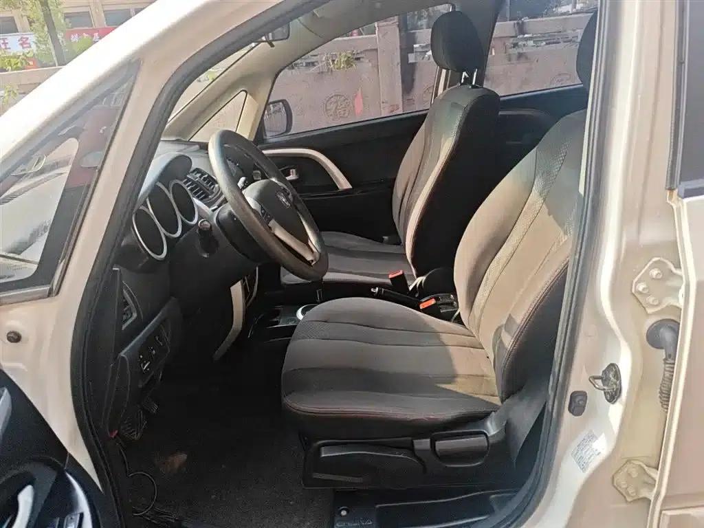 Changan CX20 2014 1.4L IMT Sunroof Navigation Edition (National V Emission Standard) — миниатюра 7