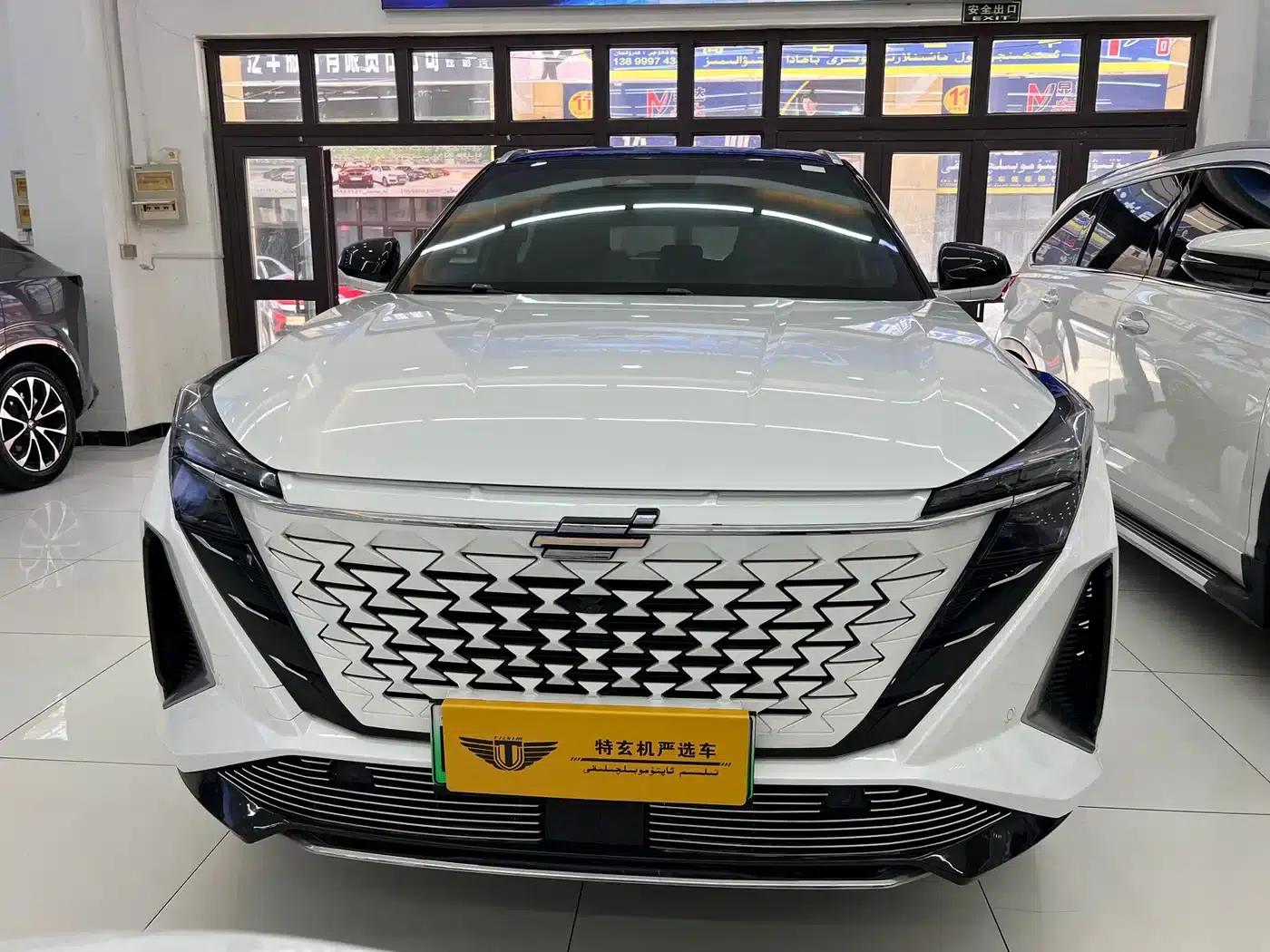 Changan Oushang Z6 New Energy 2023 Model, Smart Electric iDD 150KM Flagship PLUS Smart Parking Edition — миниатюра 2