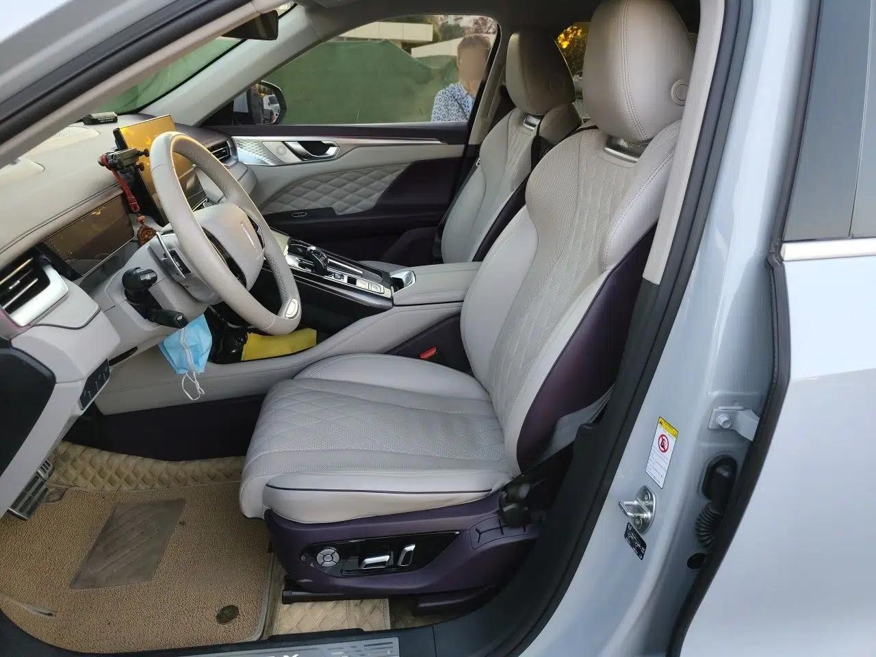 Wey Mocha 2021 2.0T Two-Wheel-Drive Premium Edition — миниатюра 15