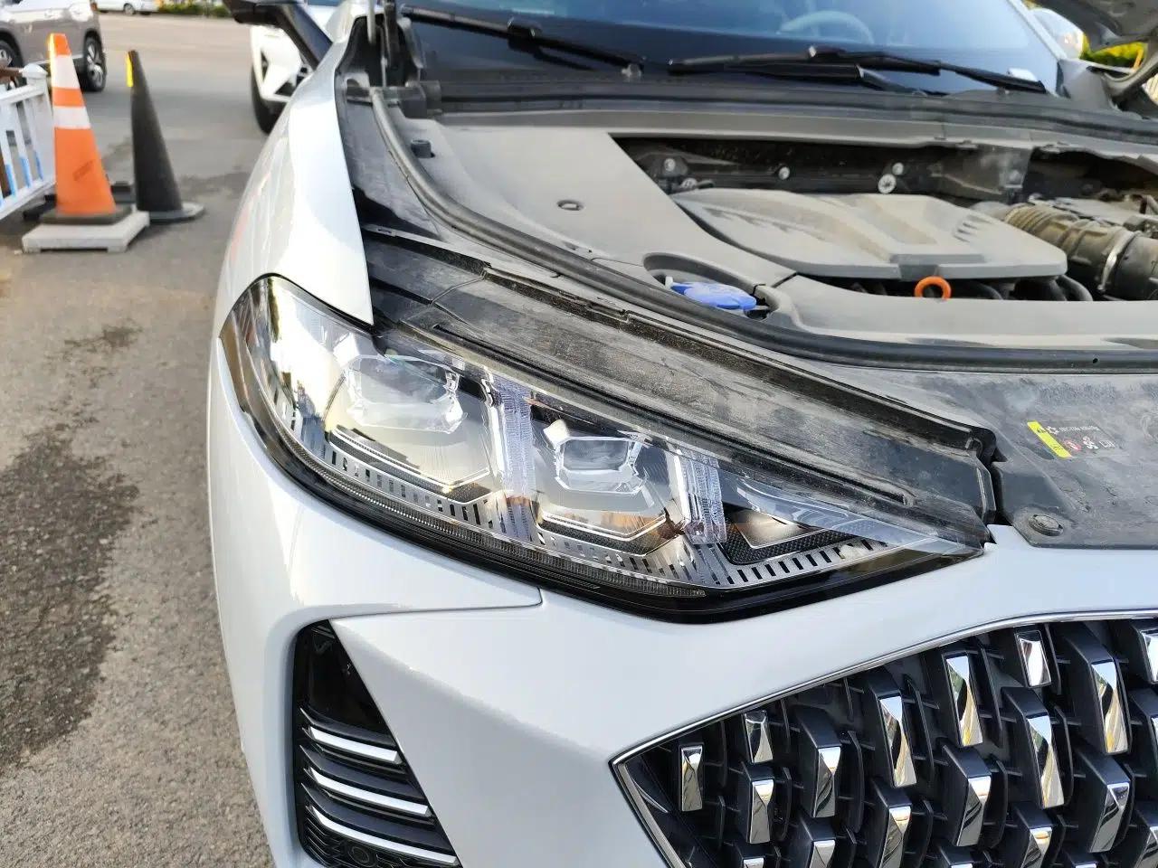 Wey Mocha 2021 2.0T Two-Wheel-Drive Premium Edition — миниатюра 7