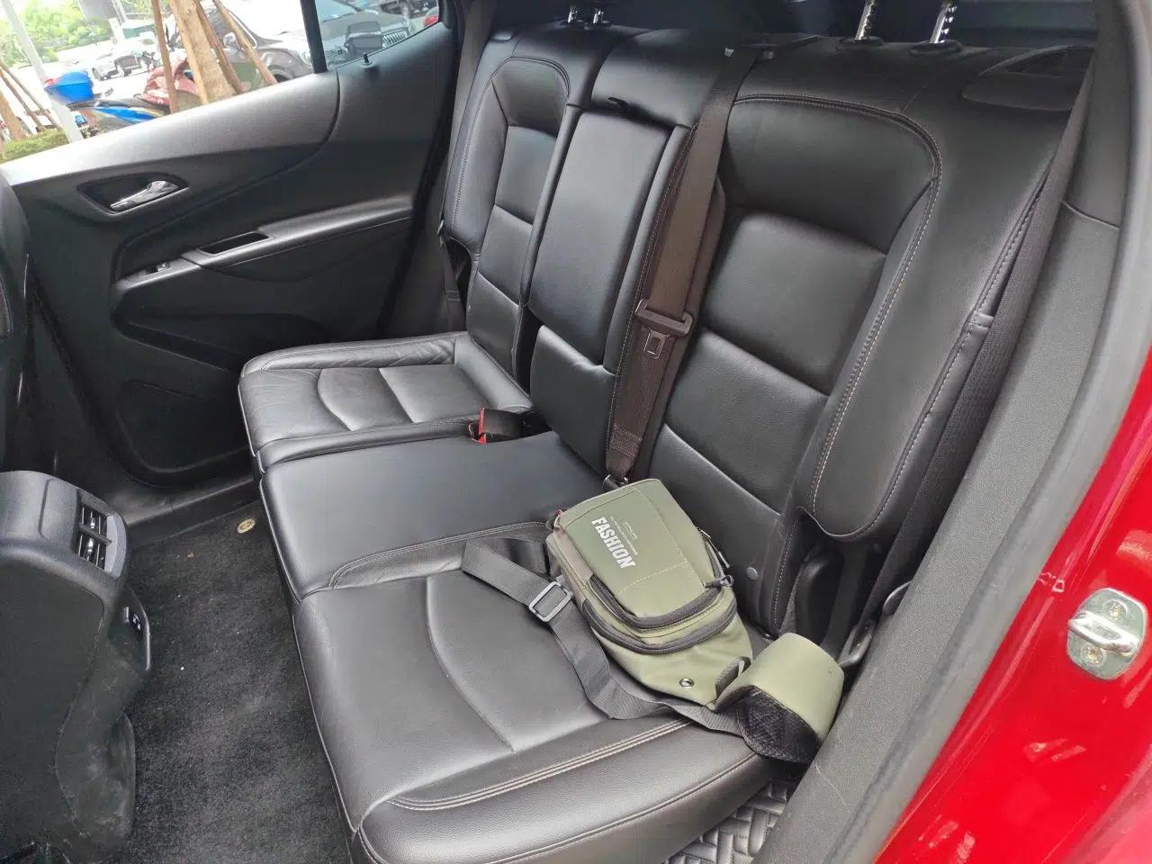 Chevrolet Equinox 2018 535T Automatic YuJie Edition — миниатюра 17