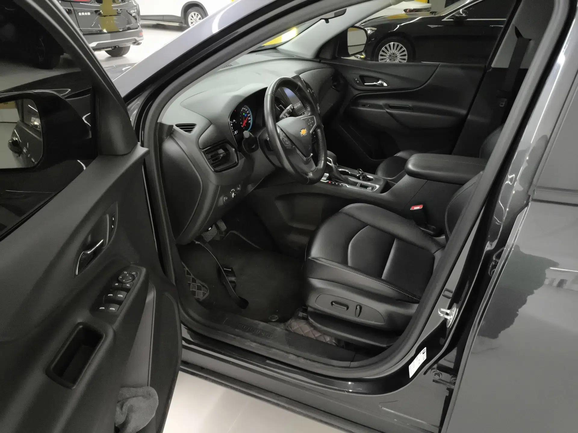 Chevrolet Equinox 2022 535T Chijie Edition — миниатюра 22