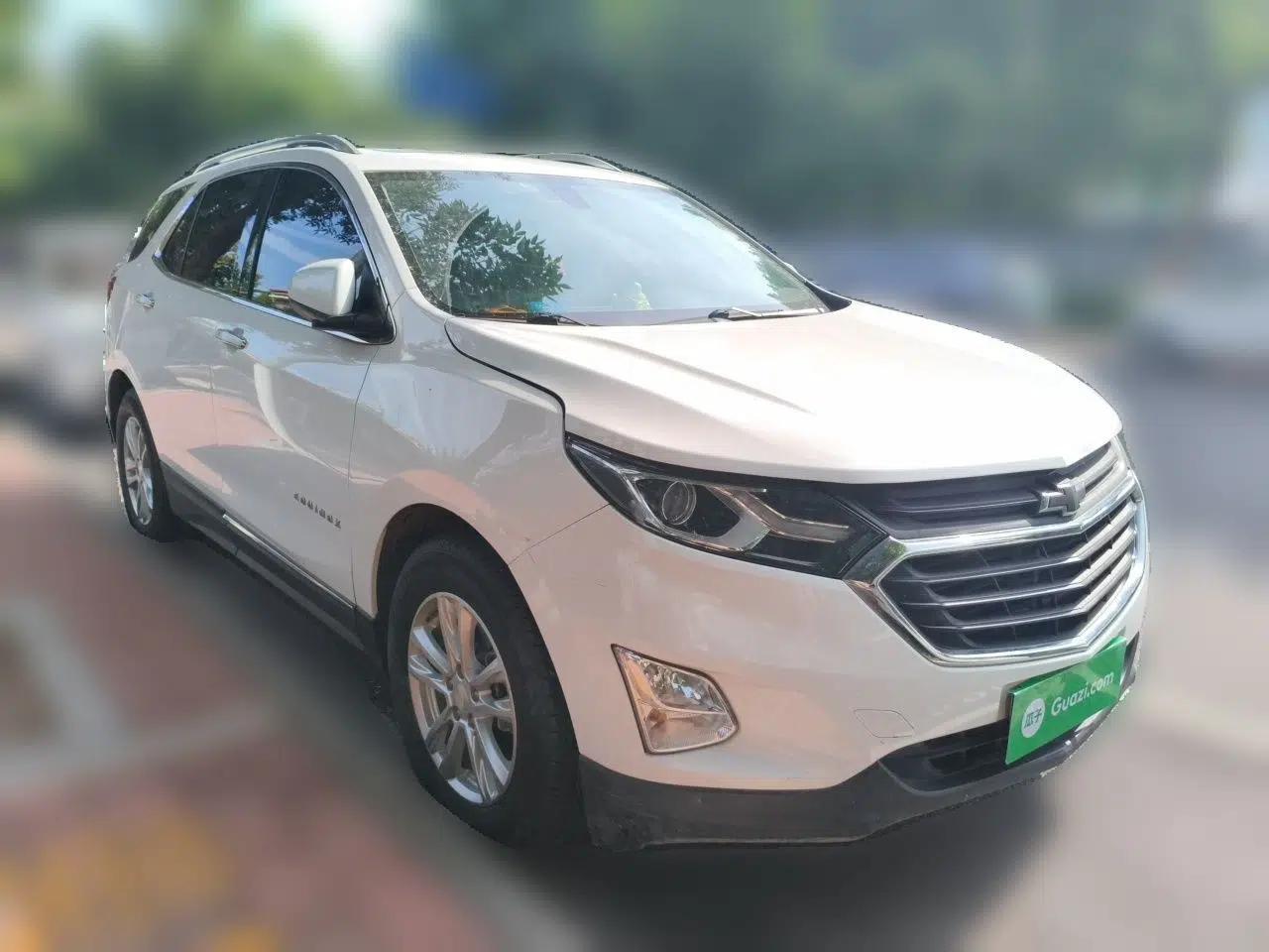 Chevrolet Equinox 2018 535T Automatic YuJie Edition — миниатюра 3