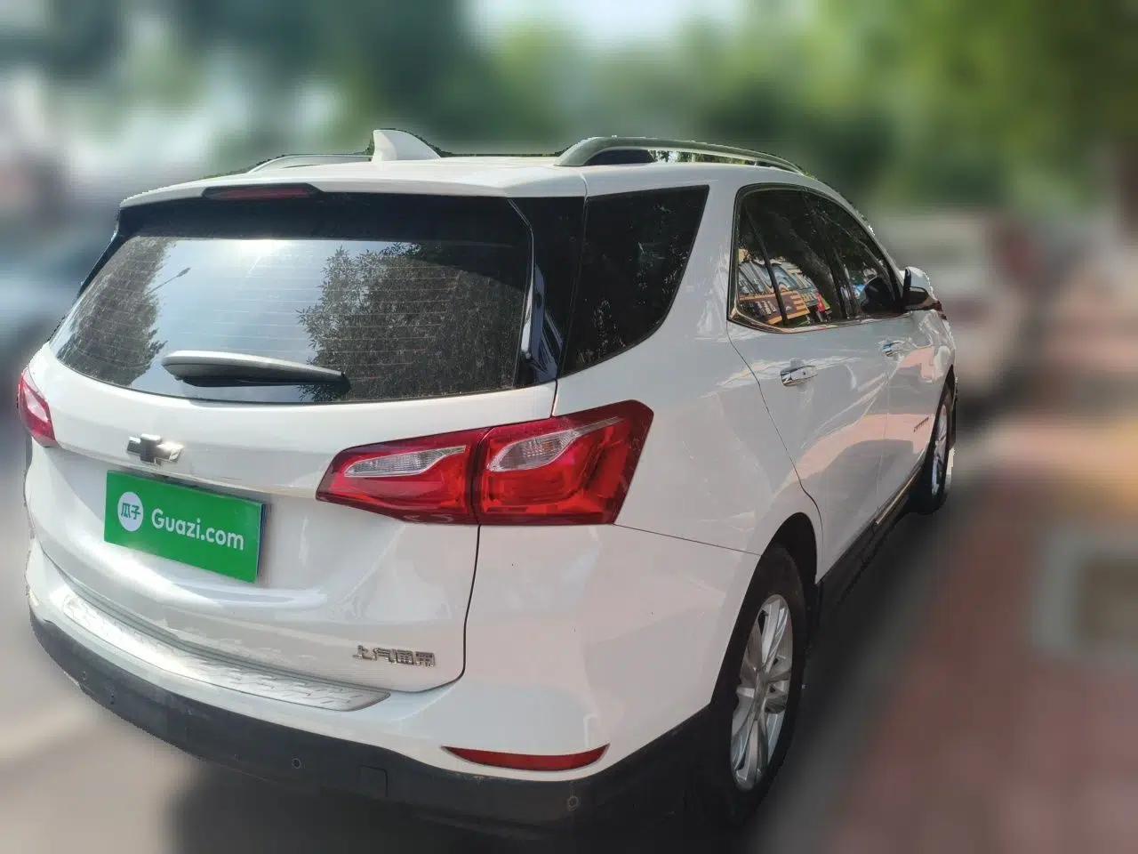 Chevrolet Equinox 2018 535T Automatic YuJie Edition — миниатюра 6