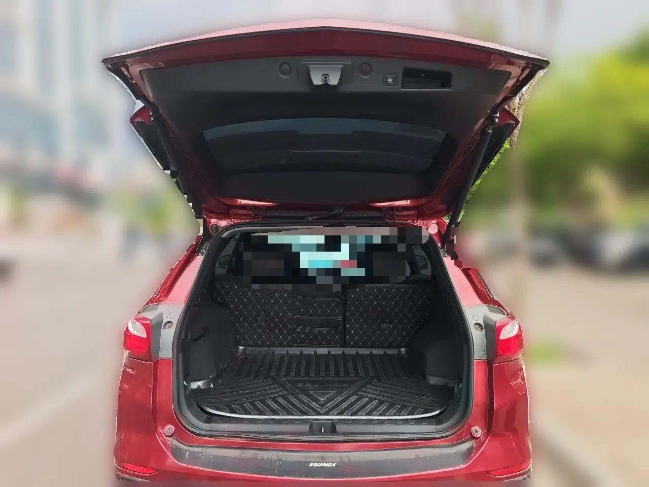 Chevrolet Equinox 2017 RS 550T Automatic All-Wheel-Drive Boundary Edition — миниатюра 19