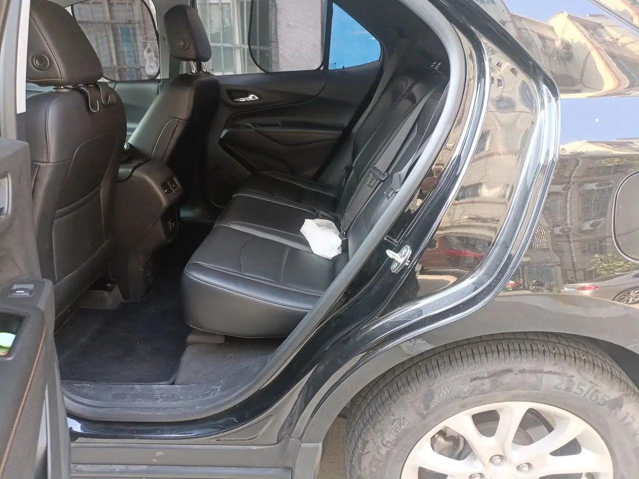 Chevrolet Equinox 2019 535T Automatic Chijie Edition China VI — миниатюра 17
