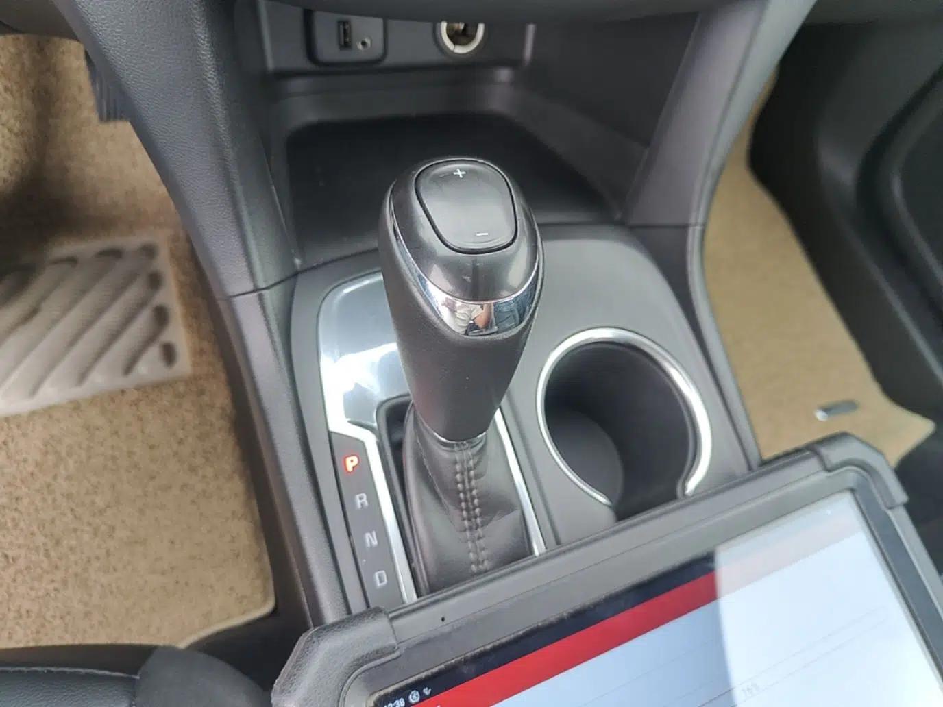 Chevrolet Equinox 2019 535T Automatic Chijie Edition China VI — миниатюра 16