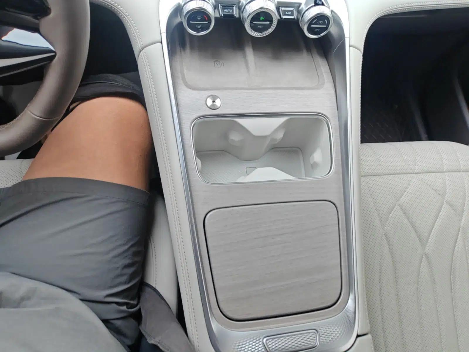 EXEED Stellar C-DM 2025 200 with Ultra-Long Range Max All-Wheel Drive — миниатюра 21