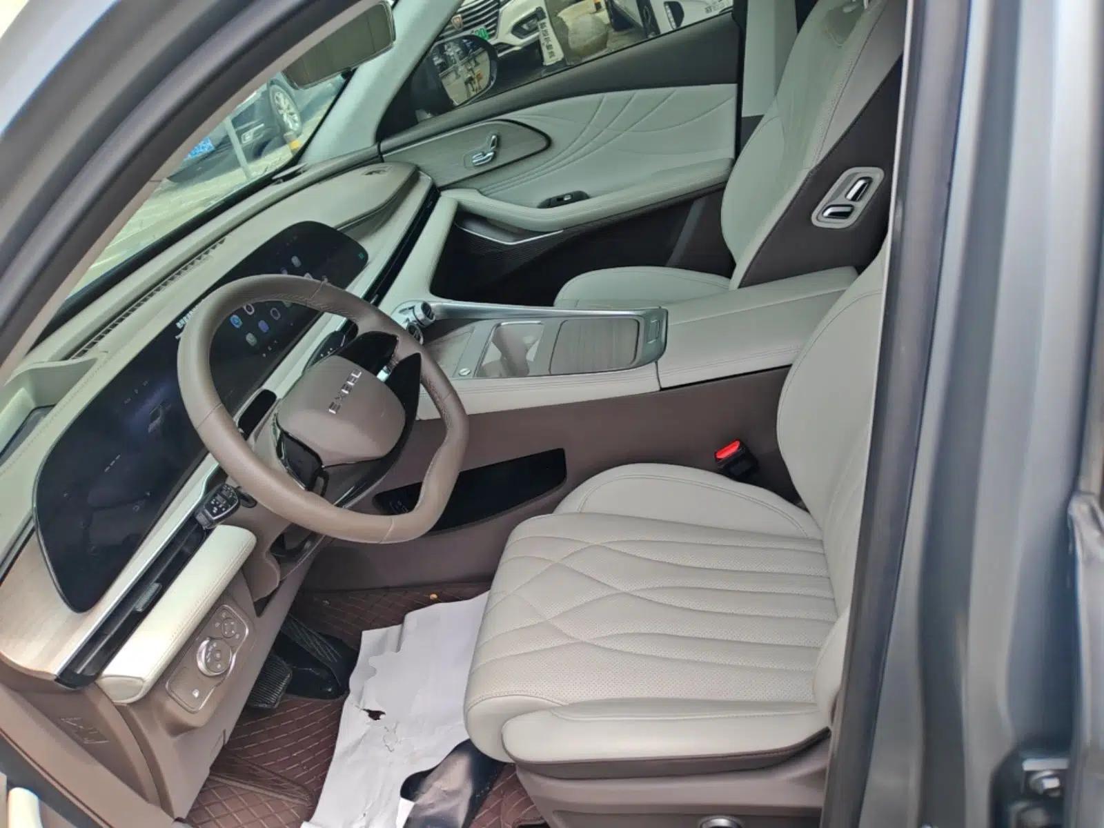EXEED Stellar C-DM 2025 200 with Ultra-Long Range Max All-Wheel Drive — миниатюра 22