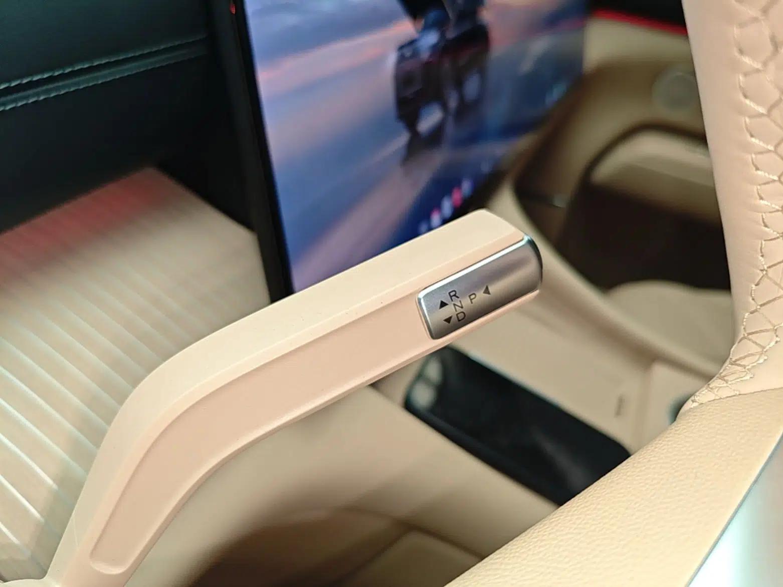 Chery Fengyun T11 2026 Model 220 Rear-Drive Dual IMAX Theater Edition — миниатюра 16