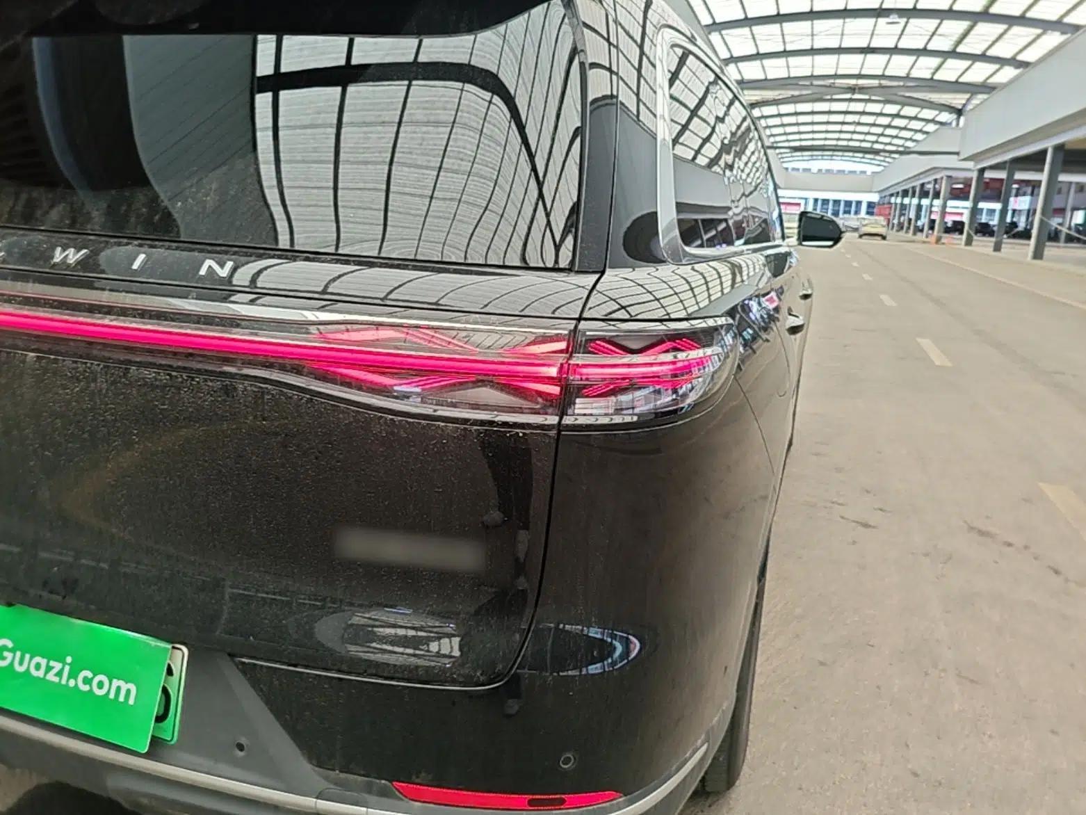 Chery Fengyun T11 2026 Model 220 Rear-Drive Dual IMAX Theater Edition — миниатюра 9