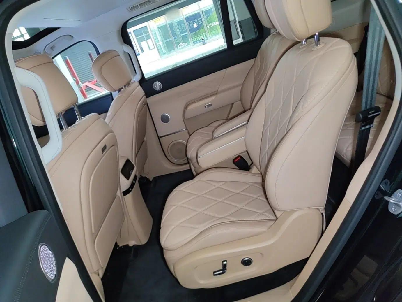 Chery Fengyun T11 2026 Model 220 All-Wheel Drive Family Fun Edition — миниатюра 20