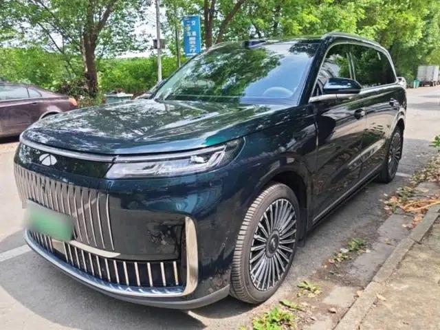 Chery Fengyun T11 2026 Model 220 All-Wheel Drive Family Fun Edition
