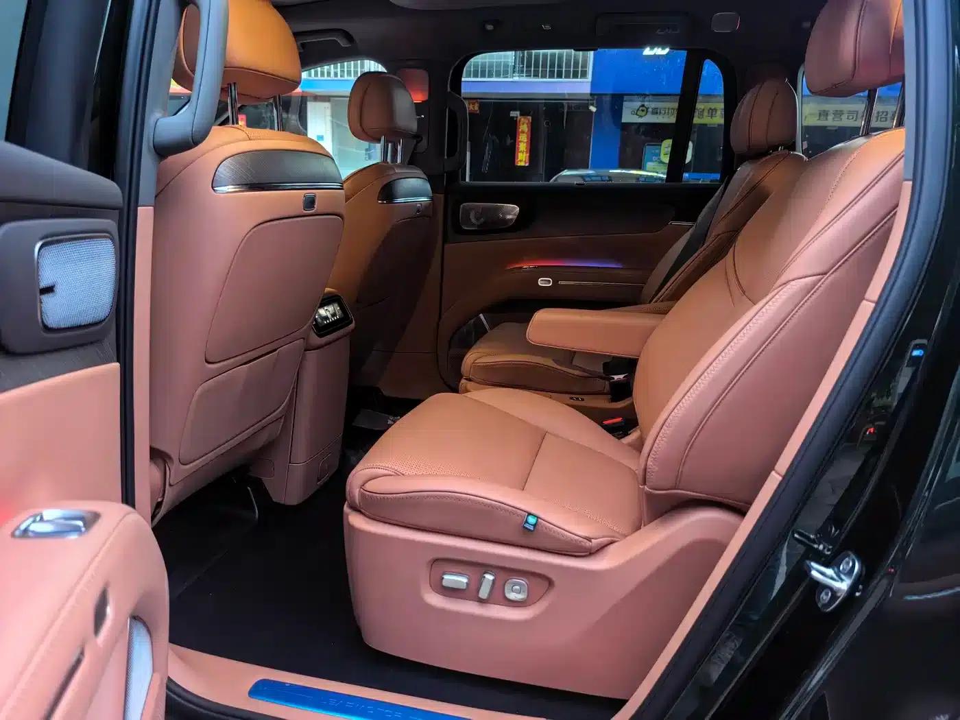 Leapmotor D19 2026 Range Extended 500 Smart Edition (6-seater) — миниатюра 17