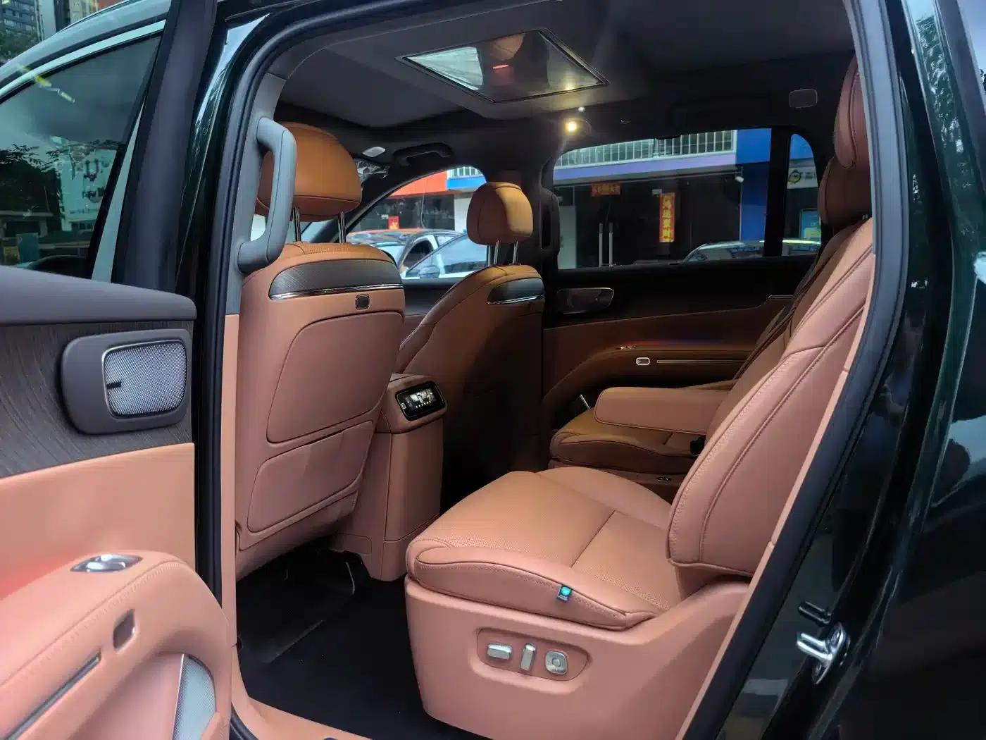 Leapmotor D19 2026 Range Extended 500 Smart Edition (6-seater) — миниатюра 5