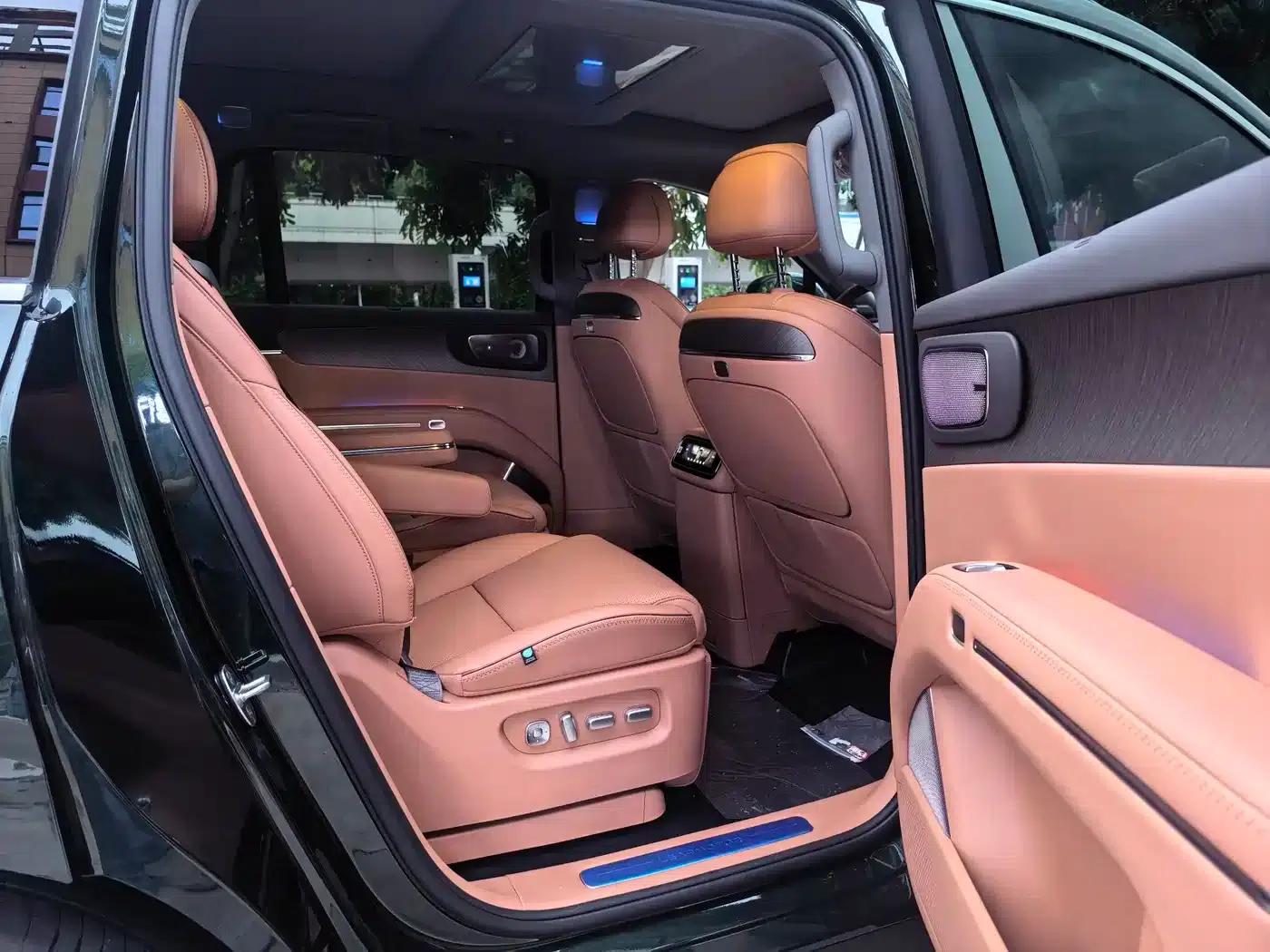 Leapmotor D19 2026 Range Extended 500 Smart Edition (6-seater) — миниатюра 6