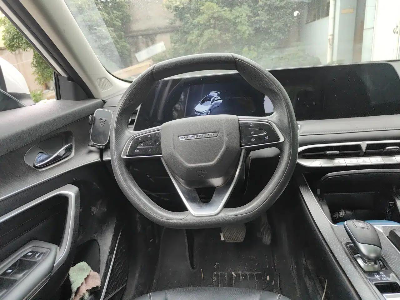 Venucia V 2021 260T Idol Edition — миниатюра 10
