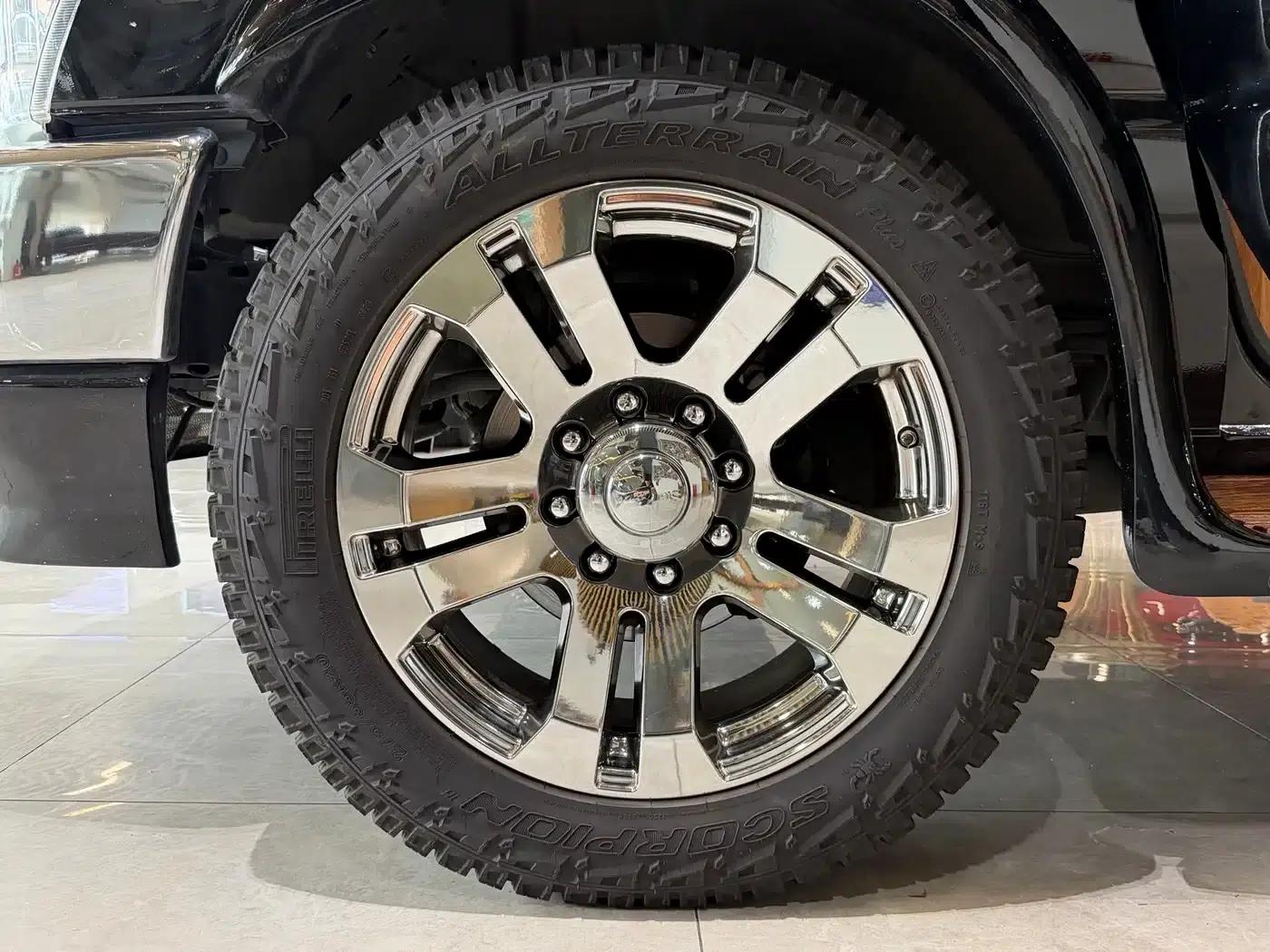 Ford E350 2011 5.4L Platinum Edition — миниатюра 36