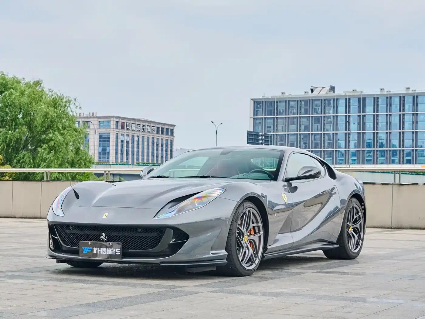 Ferrari 812 2017 6.5L Superfast — миниатюра 1