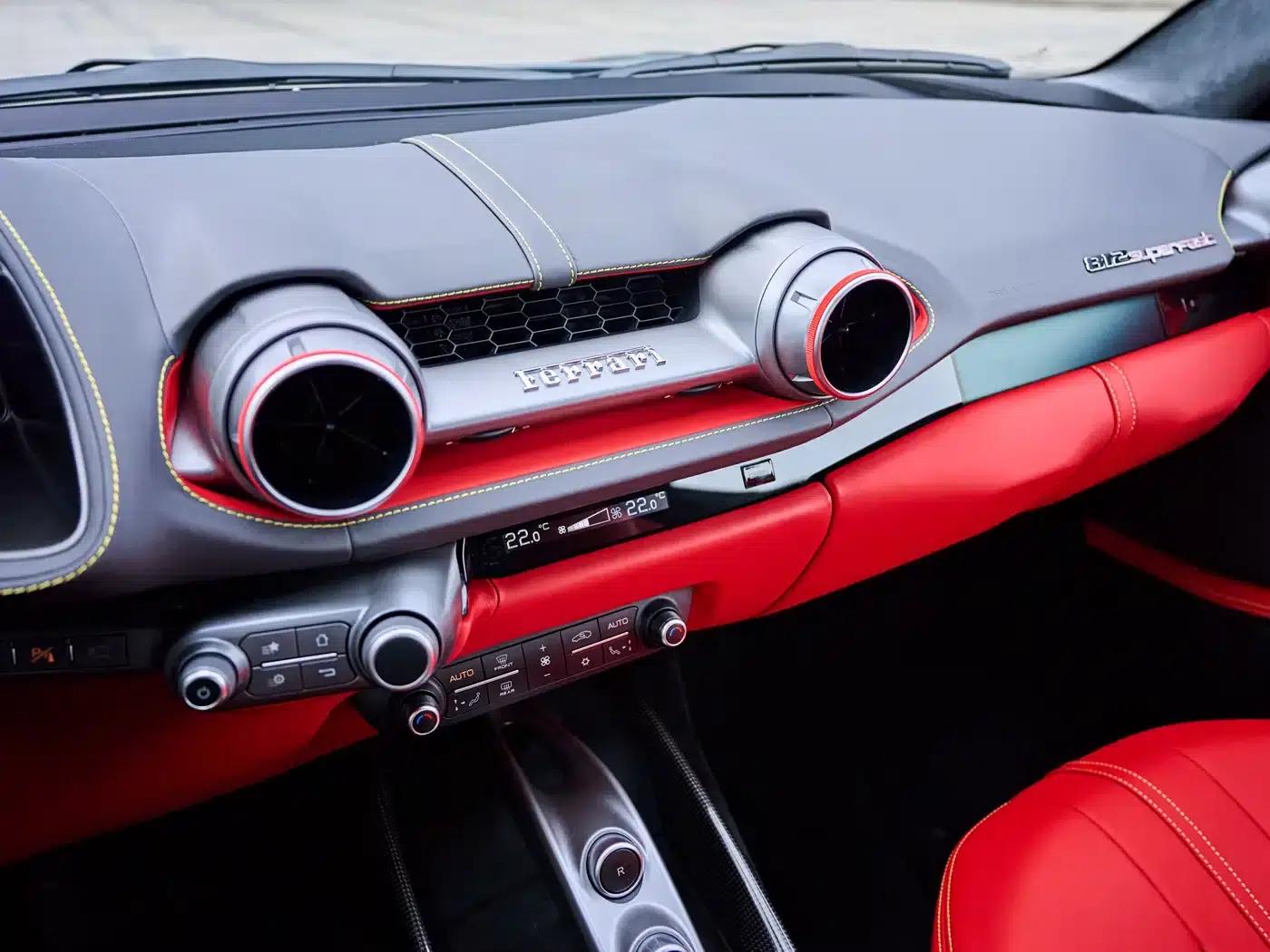 Ferrari 812 2017 6.5L Superfast — миниатюра 16