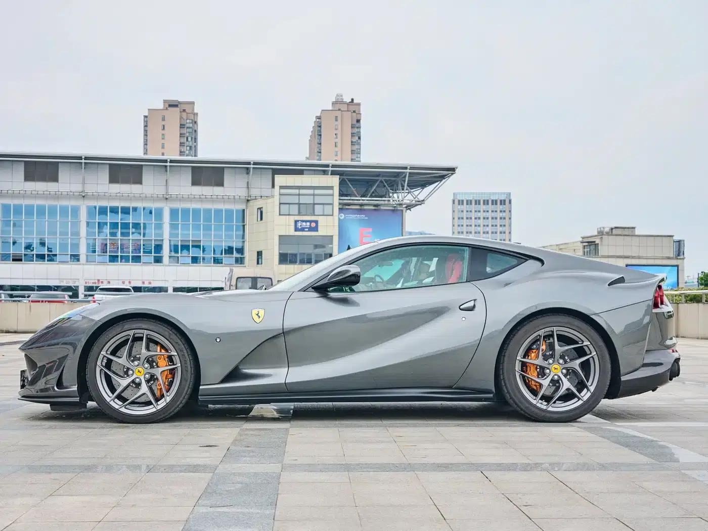 Ferrari 812 2017 6.5L Superfast — миниатюра 6