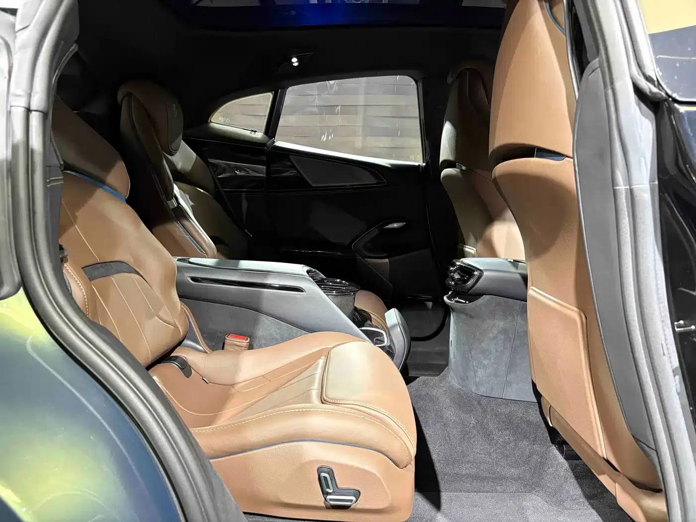 2023 Purosangue 6.5L V12 — миниатюра 31