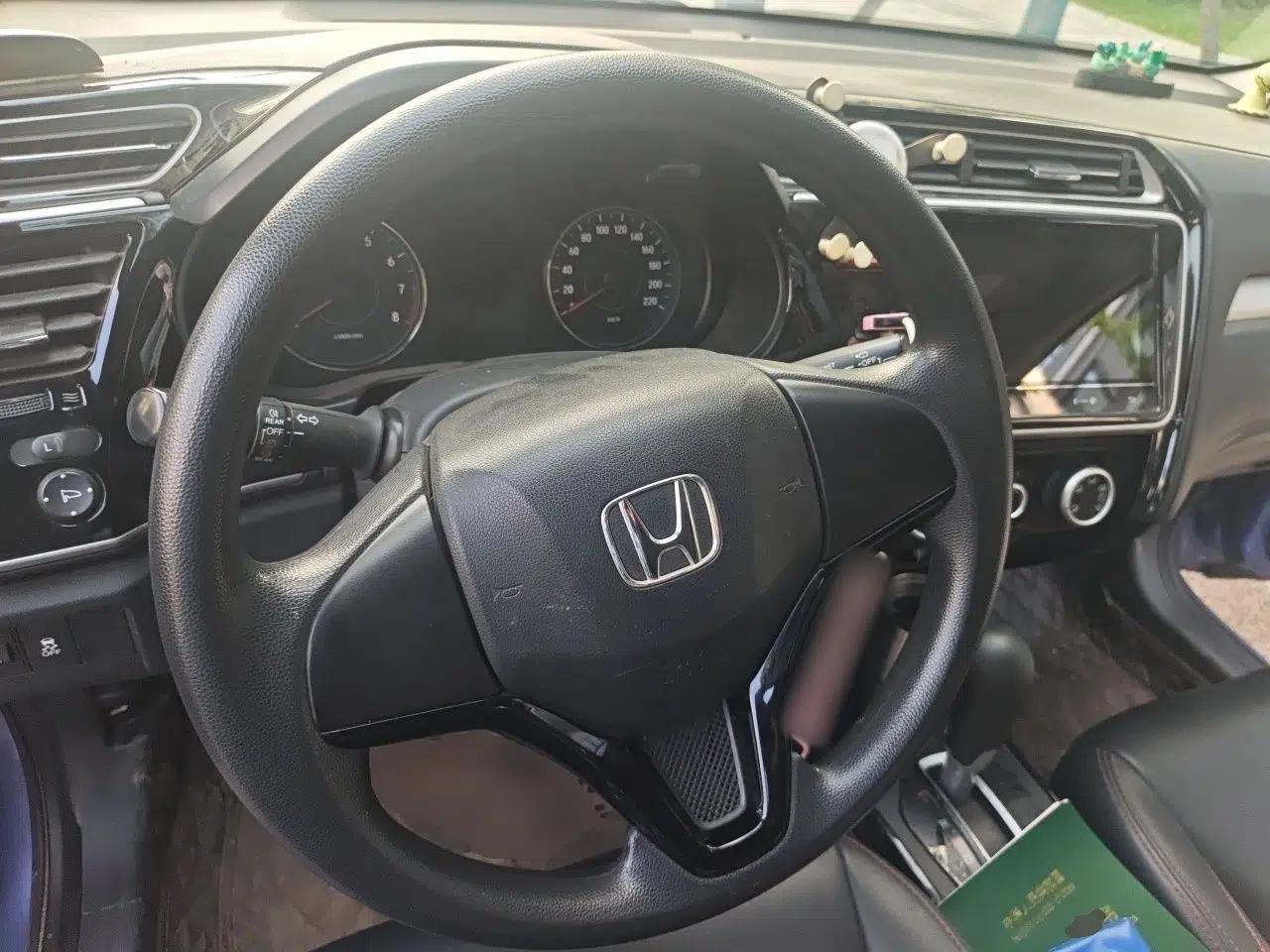 Honda Gienia 2017 1.5L CVT Comfort Version — миниатюра 10