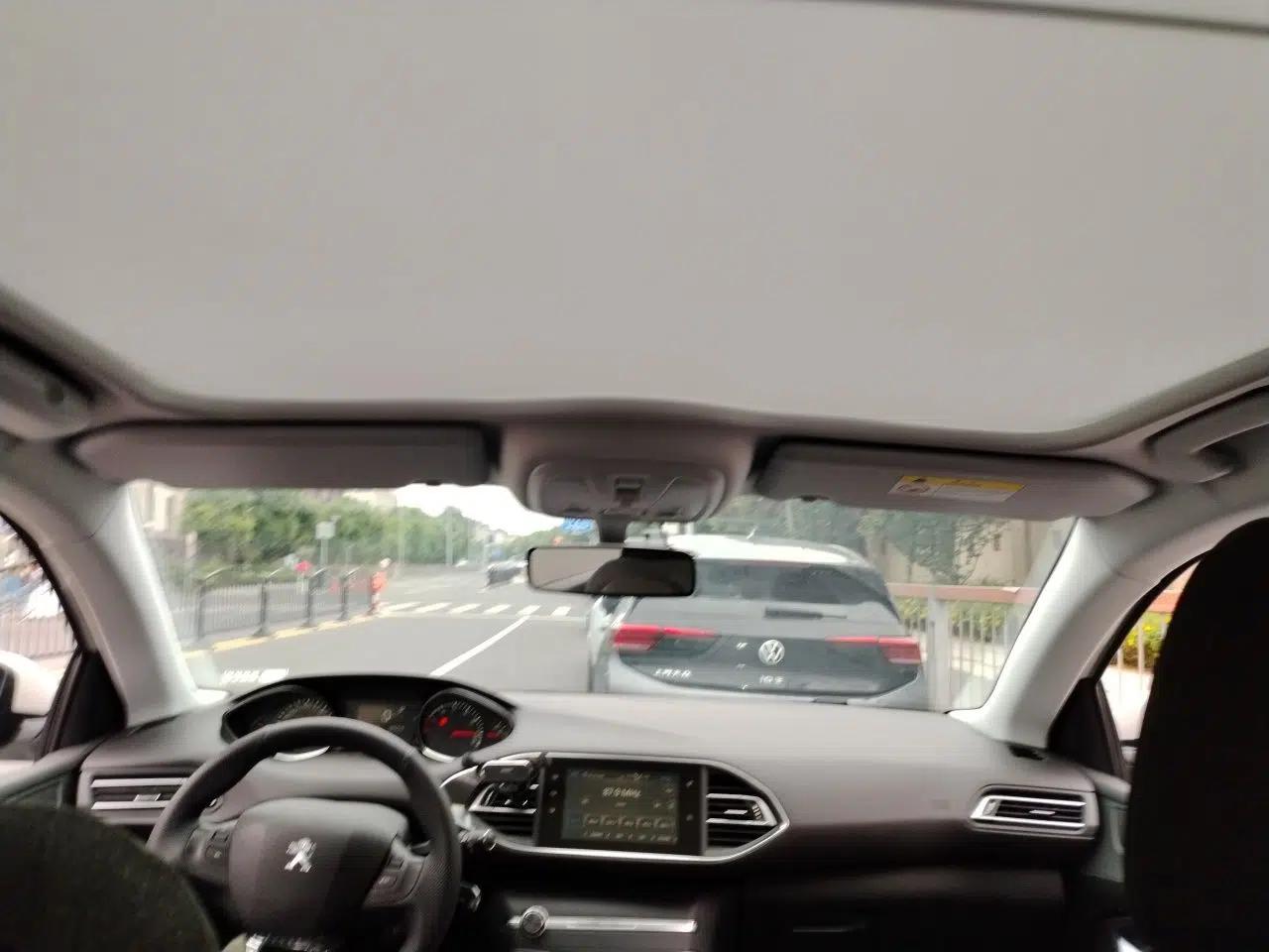 Peugeot 308S 2015 1.6T Automatic Jingchi Edition — миниатюра 18