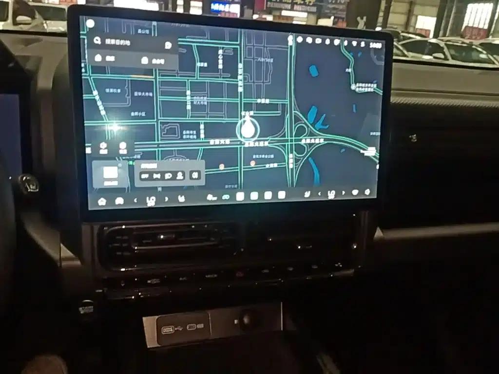 Haval Raptor 2025 Fuel-Powered 2.0T 4WD Ultra — миниатюра 13
