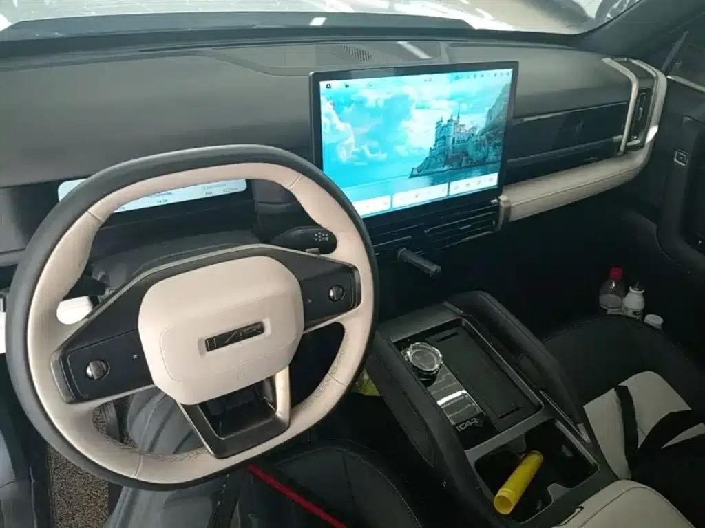 iCAR 03T 2024 Model 501km Four-Wheel Drive Long Range Version — миниатюра 10