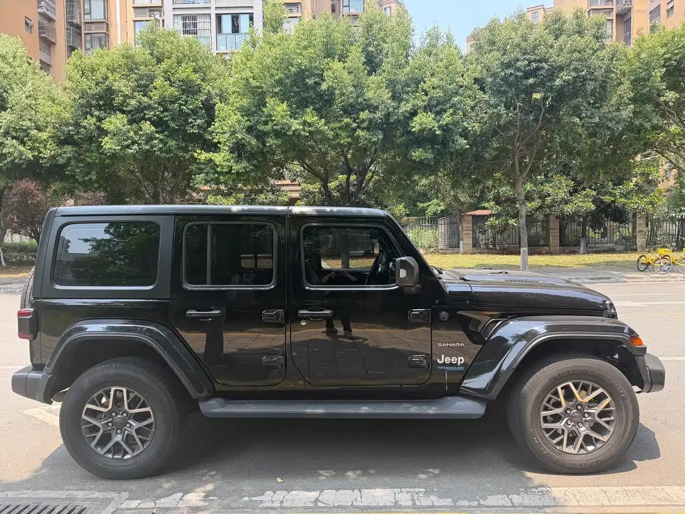 Jeep Wrangler New Energy 2021 Model 4-Door 2.0T 4xe Sahara — миниатюра 5