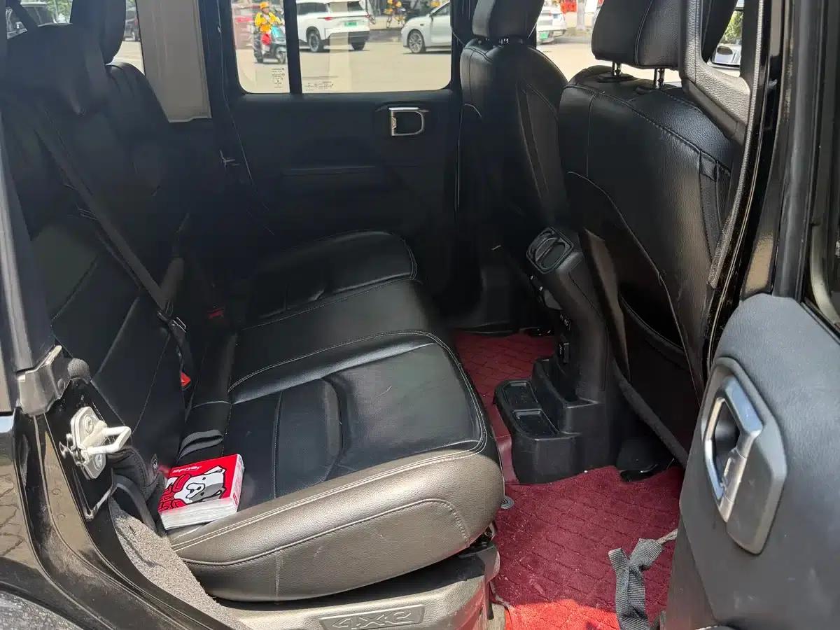 Jeep Wrangler New Energy 2021 Model 4-Door 2.0T 4xe Sahara — миниатюра 7