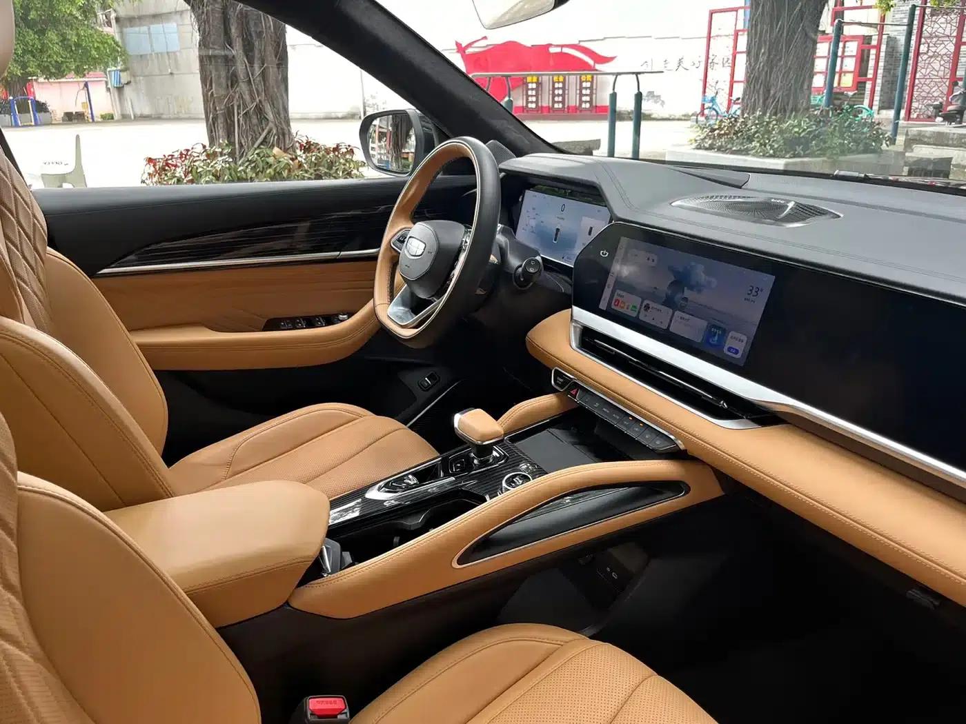 Geely Xingyue L 2024 Hybrid 1.5T Tiangong Edition — миниатюра 15