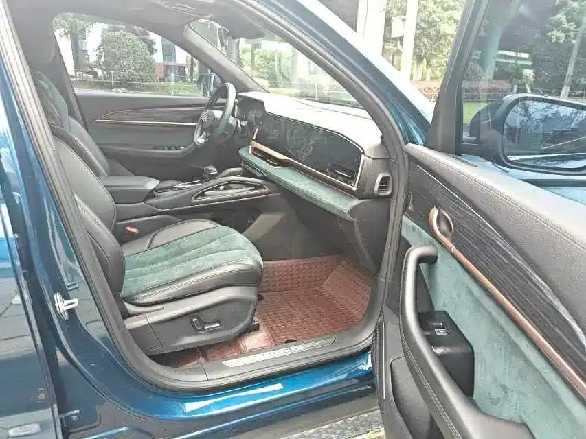 Geely Xingyue L 2021 2.0TD High-Power Automatic Four-Wheel Drive Premium Edition — миниатюра 4
