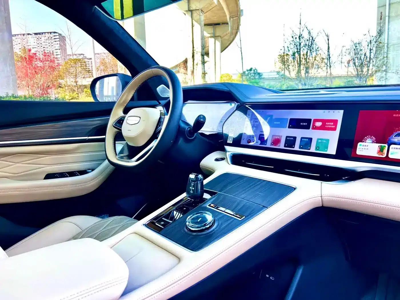 Geely Xingyue L 2025 Oriental Radiance 2.0TD Automatic 4WD Moon Gazing Edition — миниатюра 10