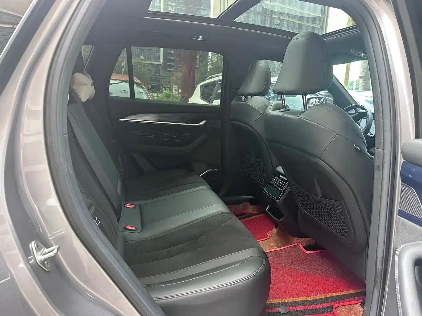 Geely Xingyue L 2024 2.0TD High-Power Automatic Two-Wheel Drive Sky Edition — миниатюра 17