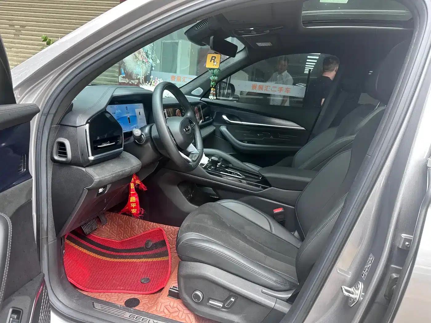 Geely Xingyue L 2024 2.0TD High-Power Automatic Two-Wheel Drive Sky Edition — миниатюра 4
