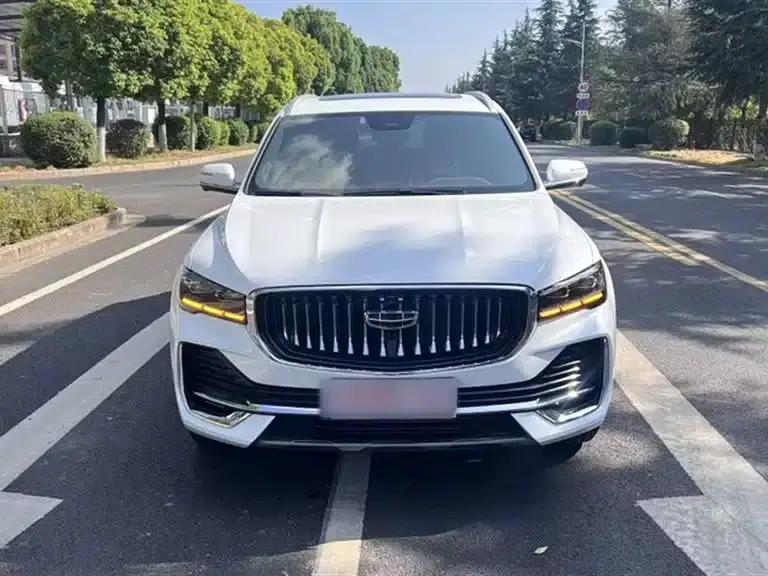 Geely Xingyue L 2024 2.0TD High-Power Automatic Two-Wheel Drive Cloud Edition — миниатюра 3